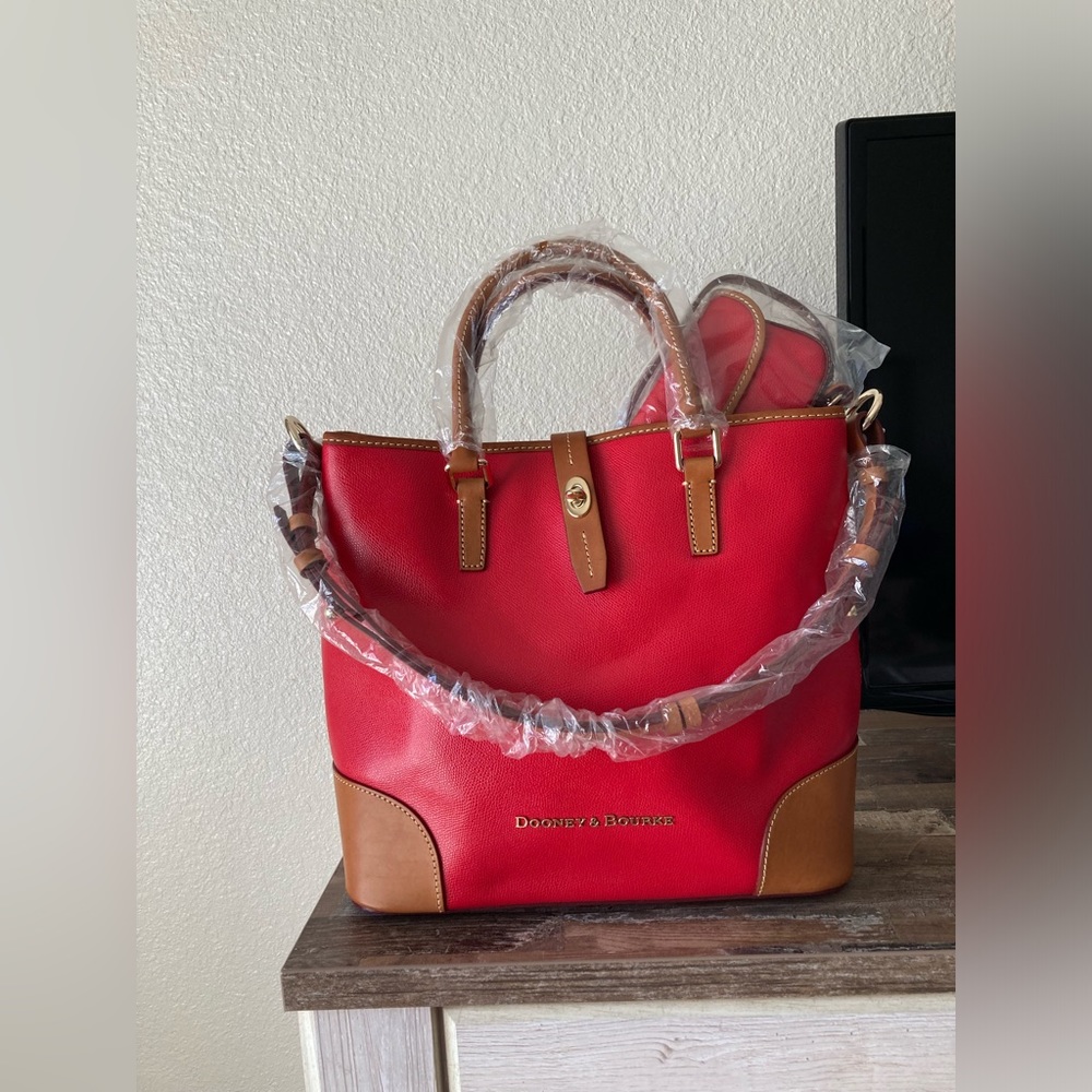 Dooney & Bourke Shelby Tote